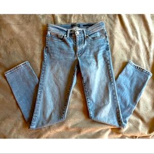 Banana Republic Slim Straight Lightwash Jeans (27)